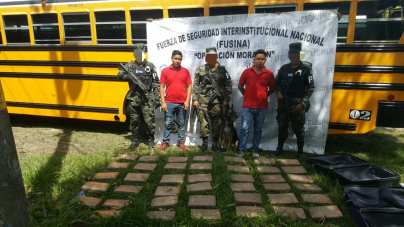 FFAA incauta varios paquetes de supuesta droga en el sector Fronterizo de Guatemala