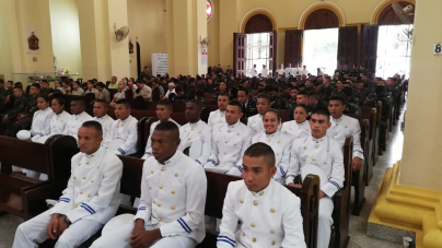 Personal de La Fuerza Naval De Honduras participo  en la celebración del aniversario de la  Virgen De Suyapa en la ciudad de San Pedro Sula