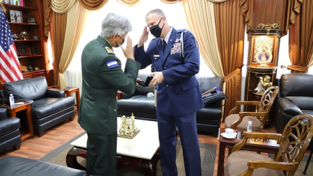 Jefe del Estado Mayor Conjunto recibe la visita del agregado de defensa de EE.UU