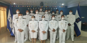Ceremonia de clausura del Curso Medio para Suboficiales Navales #01-2021